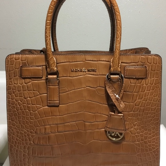 MICHAEL KORS HANDBAG - Picture 10 of 12